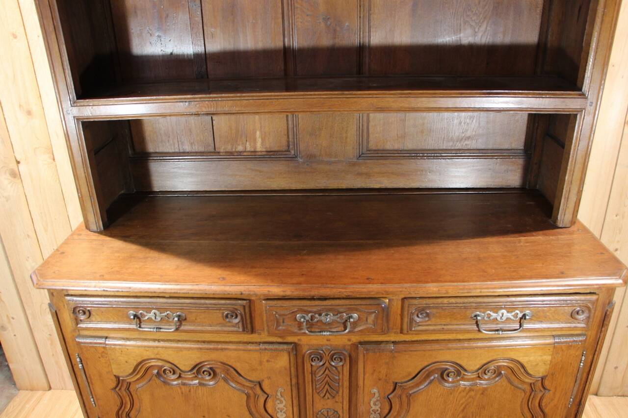 small 18th century Lorraine dresser