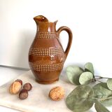 Pitcher in Berry sandstone
