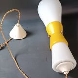 Suspension en opaline blanche et jaune diabolo