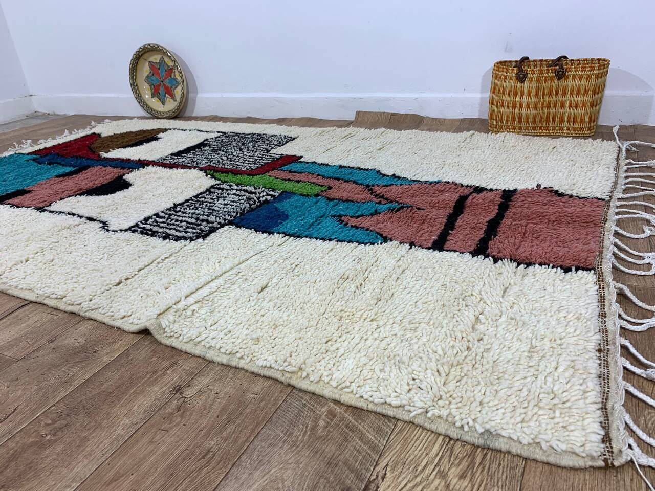 Handmade Moroccan Berber rug 250 x 150 cm