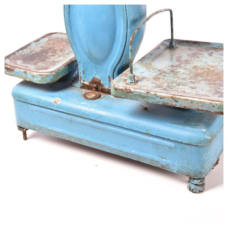 Vintage brocante scale
