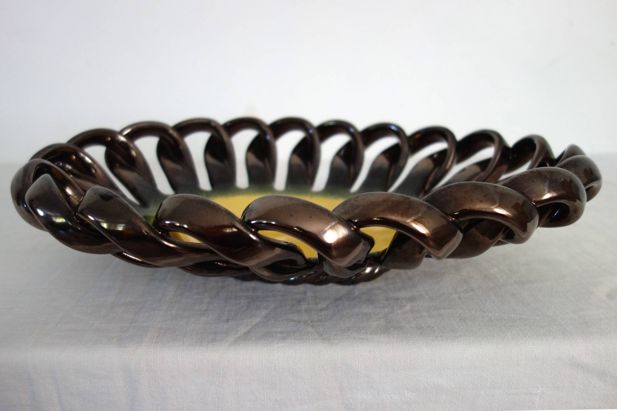 1950s ceramic fruit bowl
