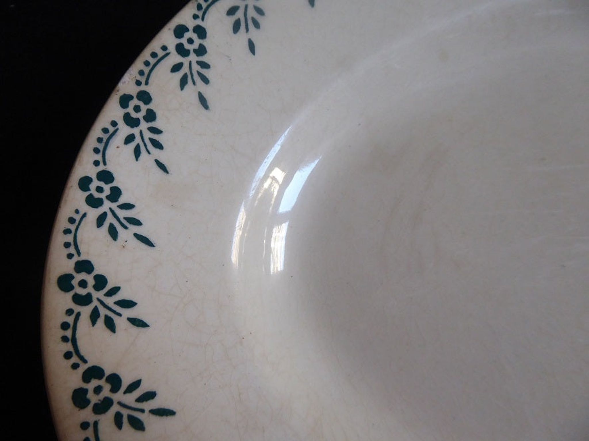 Plat ovale en Terre de Fer Choisy le Roi Hautin Boulenger