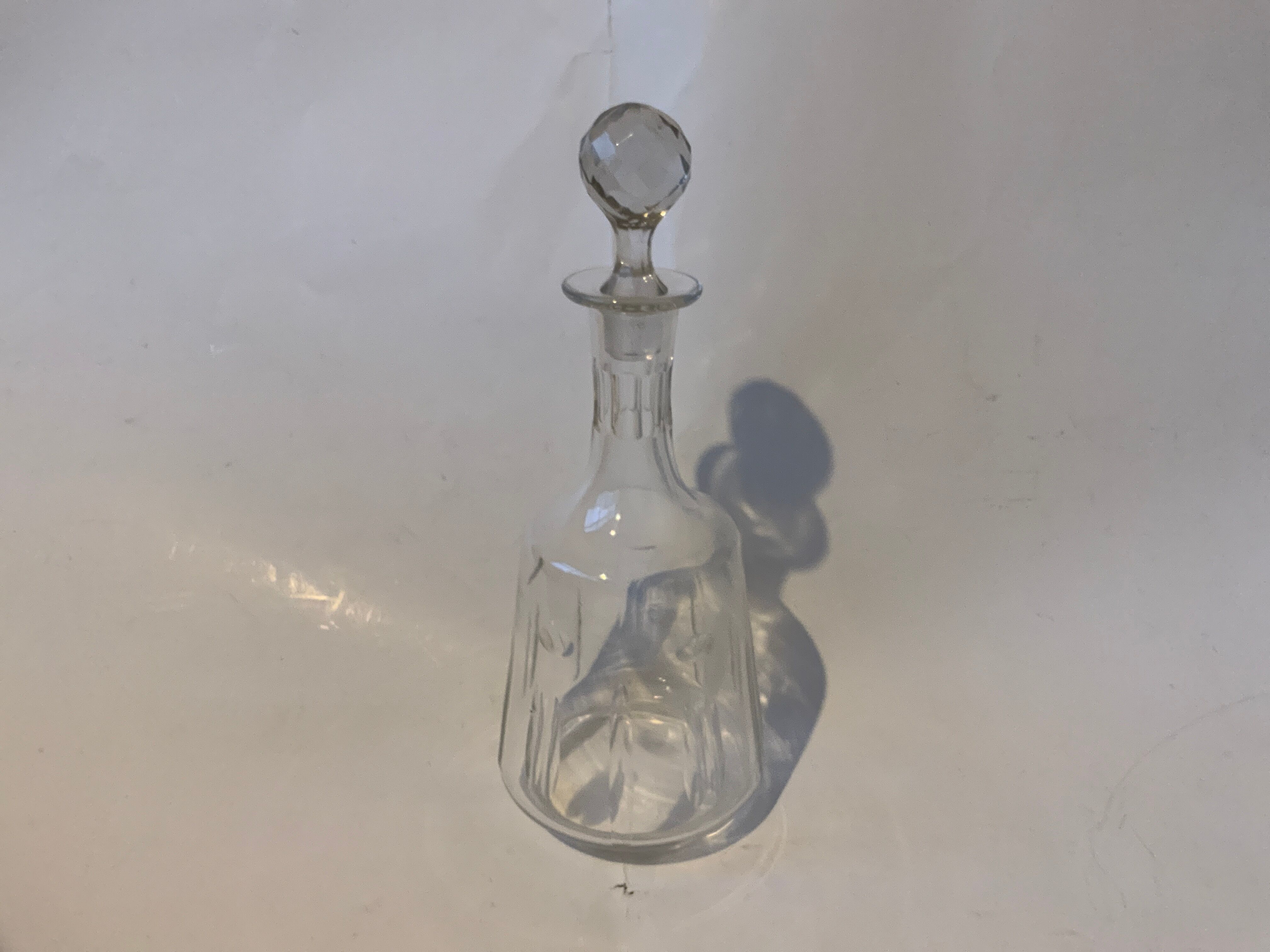 Selency wine decanter x Monoprix Croisé Laroche