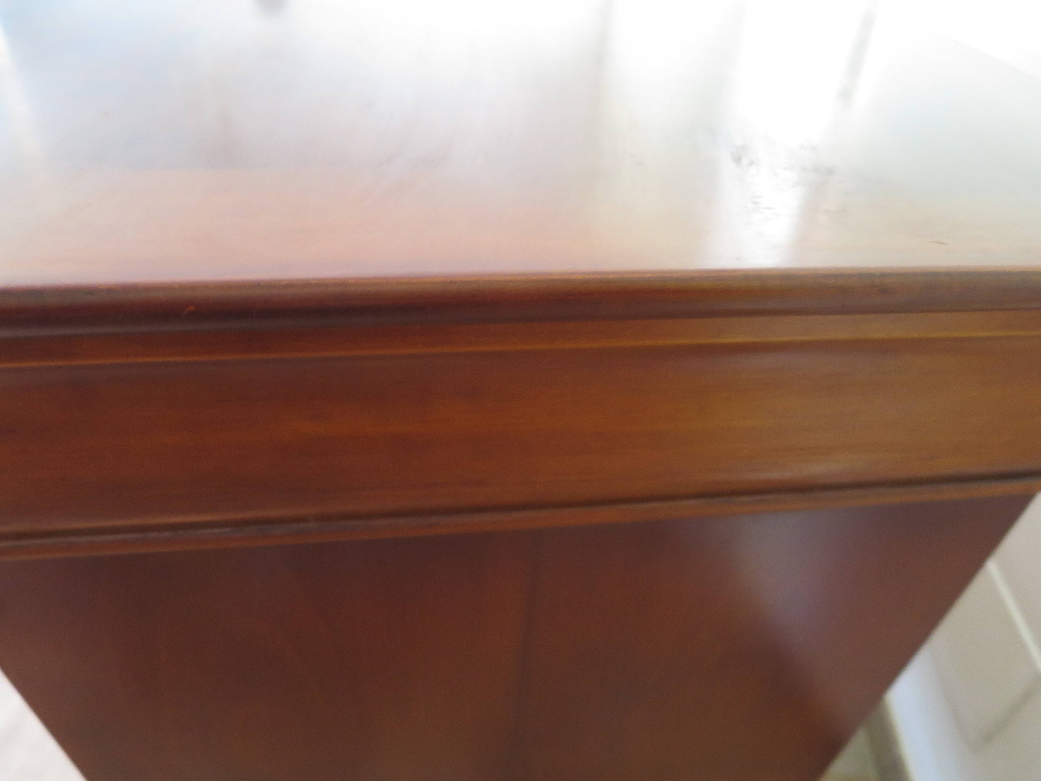 Beautiful Louis Philippe chest of drawers with 4 drawers - 3 locks - in cherry wood - 1980s