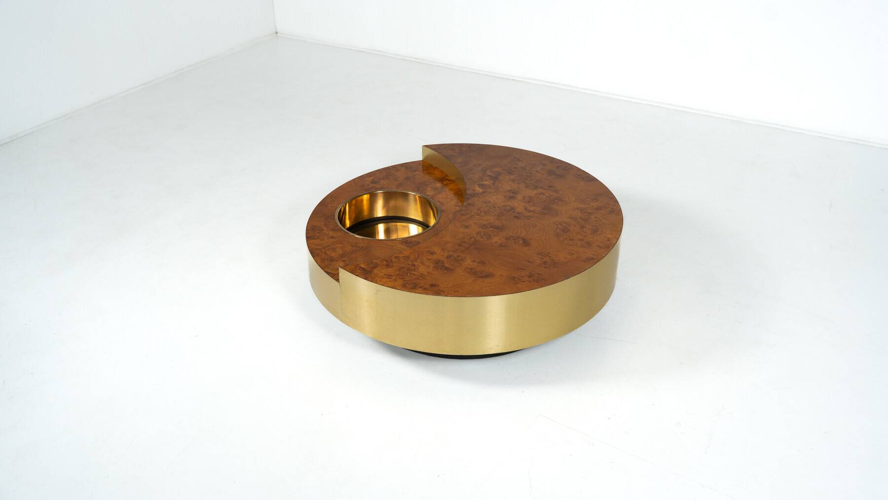 Trg" circular coffee table with bar by willy rizzo, 1970
