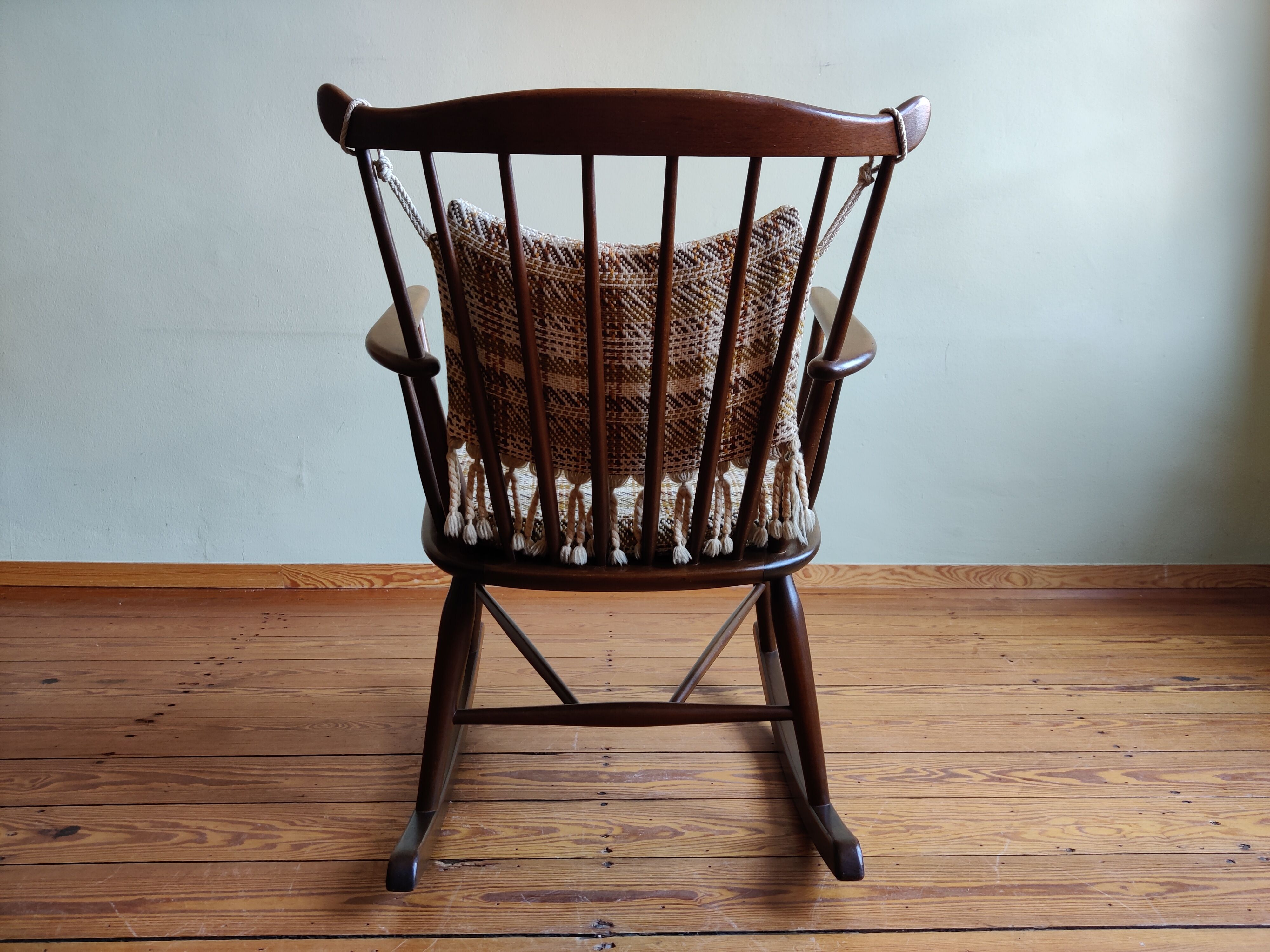 Chaise berçante par Børge Mogensen