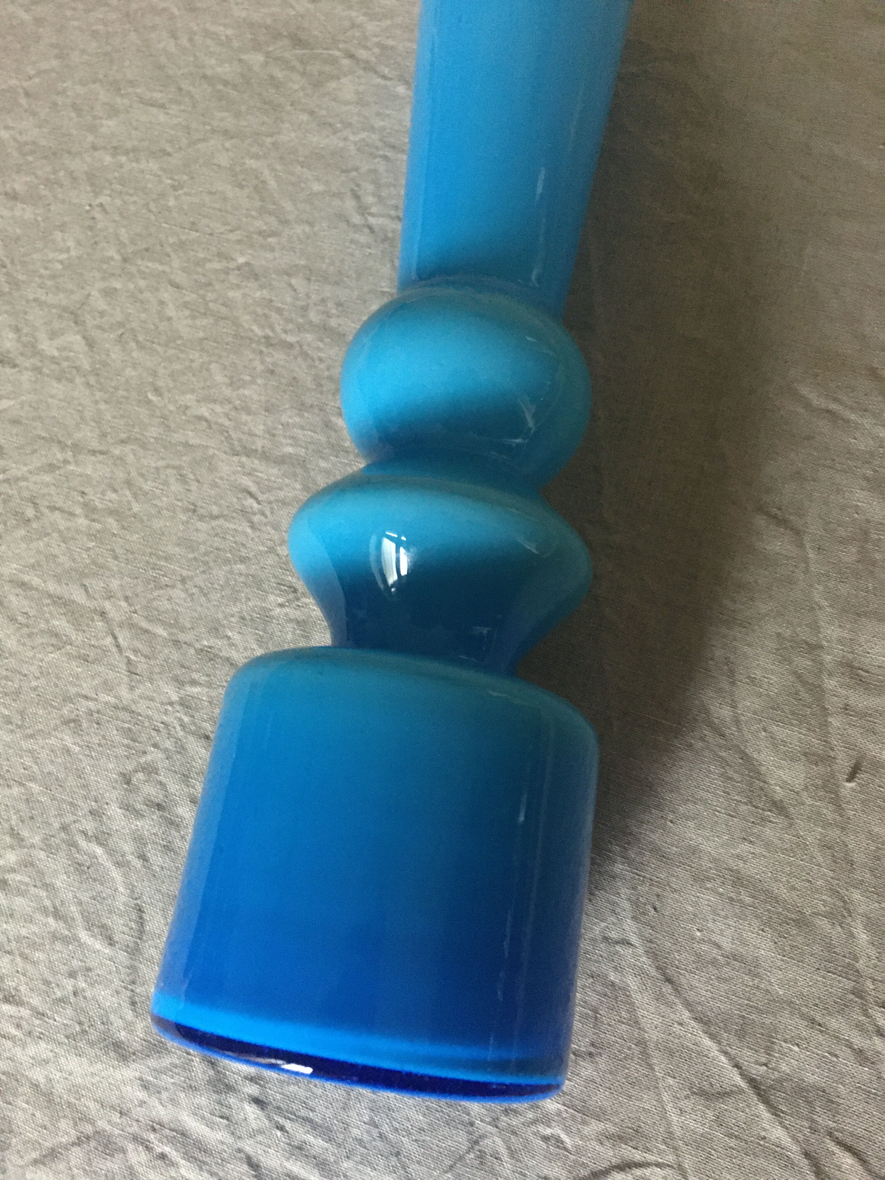 30cm blue opaline soliflore vase