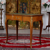Writing table in gilded wood and Walnut Louis VI