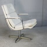 Armchair "Space Age"". Steel and imitation leather. Swivel. France, 70s