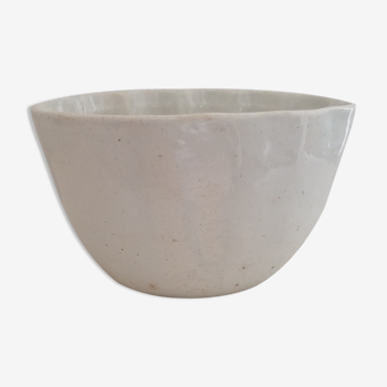 English earthenware pot