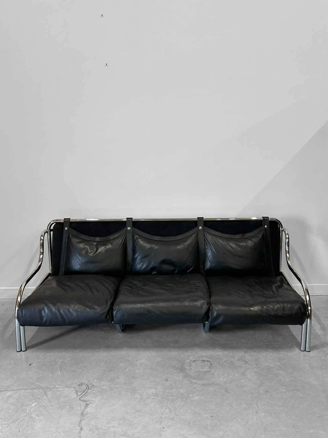 Stringa 3-seater vintage sofa