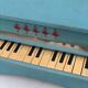 Piano jouet ancien
