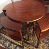 Round nesting tables