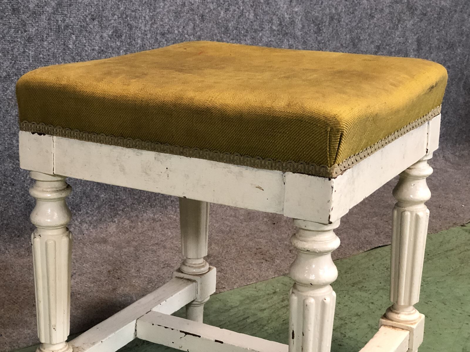 Pair of Louis Philippe stools painted white, late 19th century