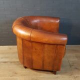 Joris Club chair, made of sheepskin
