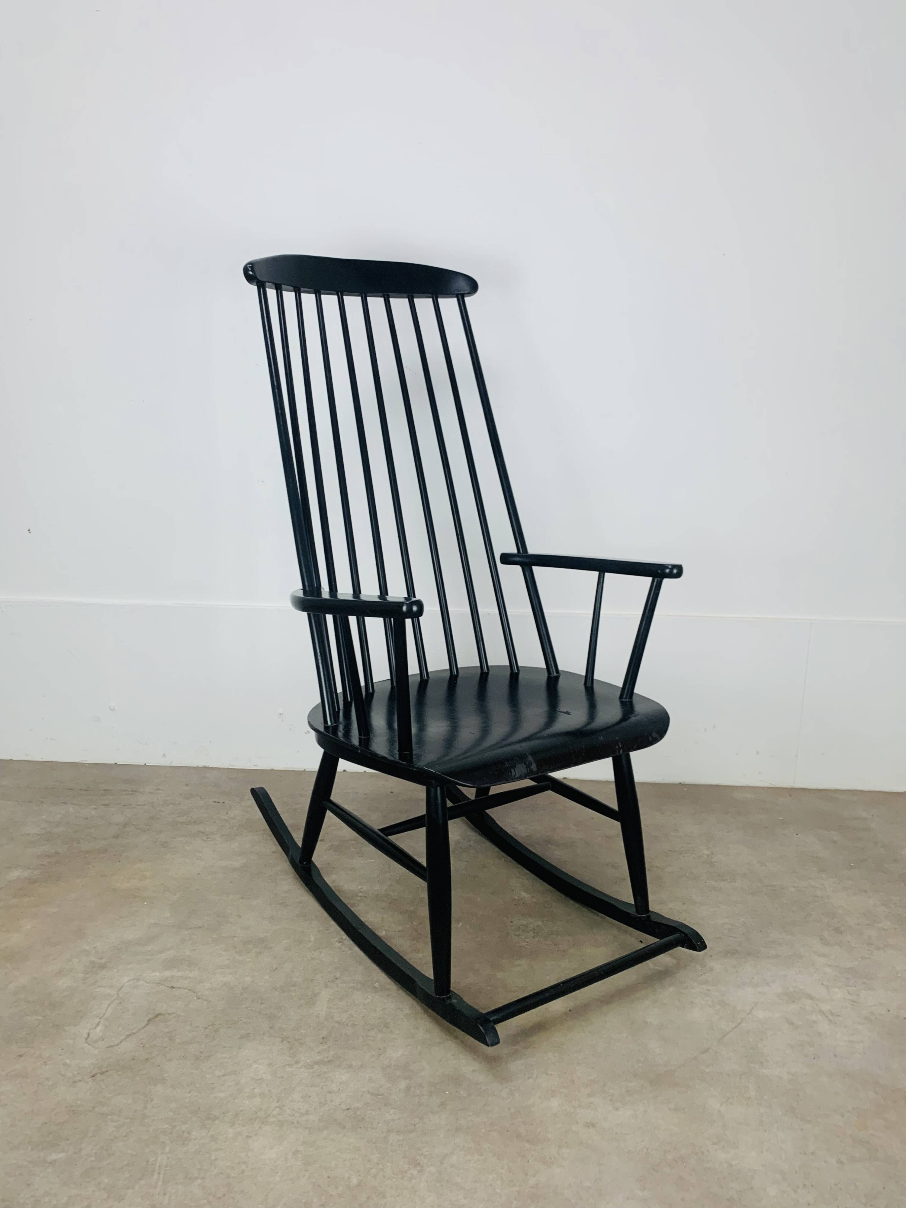 Scandinavian rocking chair in Tapiovaara style, 1960s