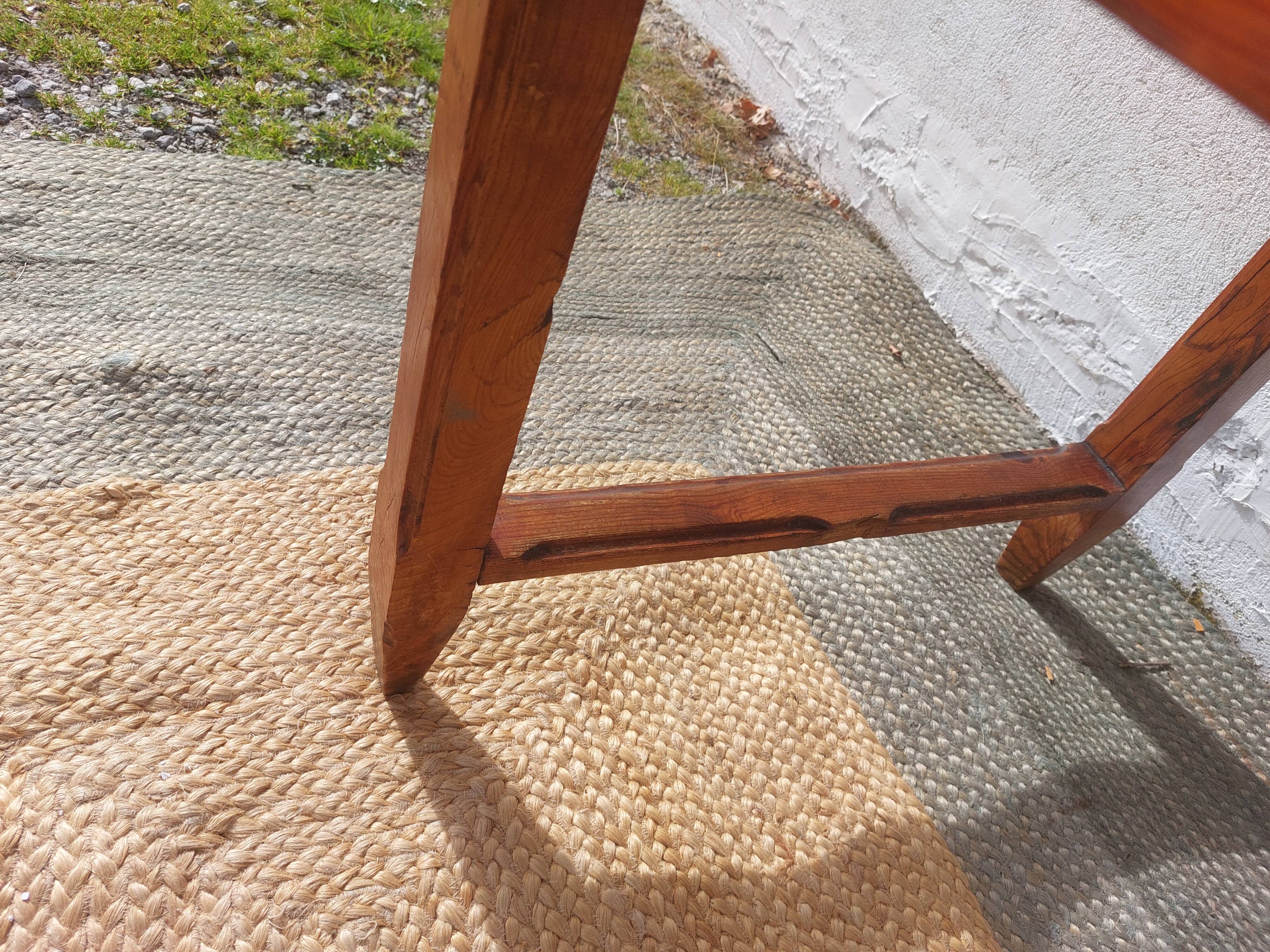 wooden table, bistro, countryside
