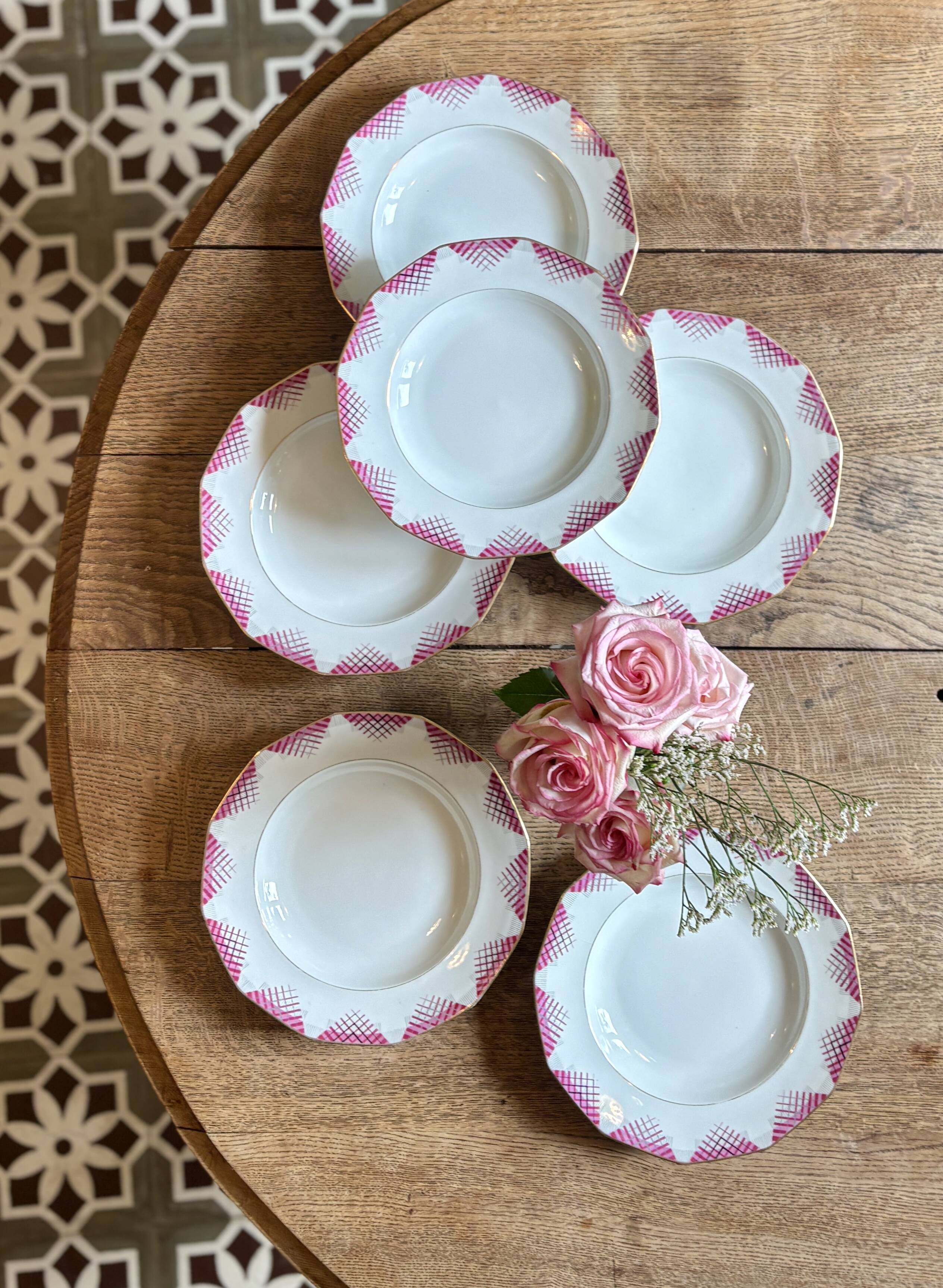 Set of 6 vintage porcelain deep plates