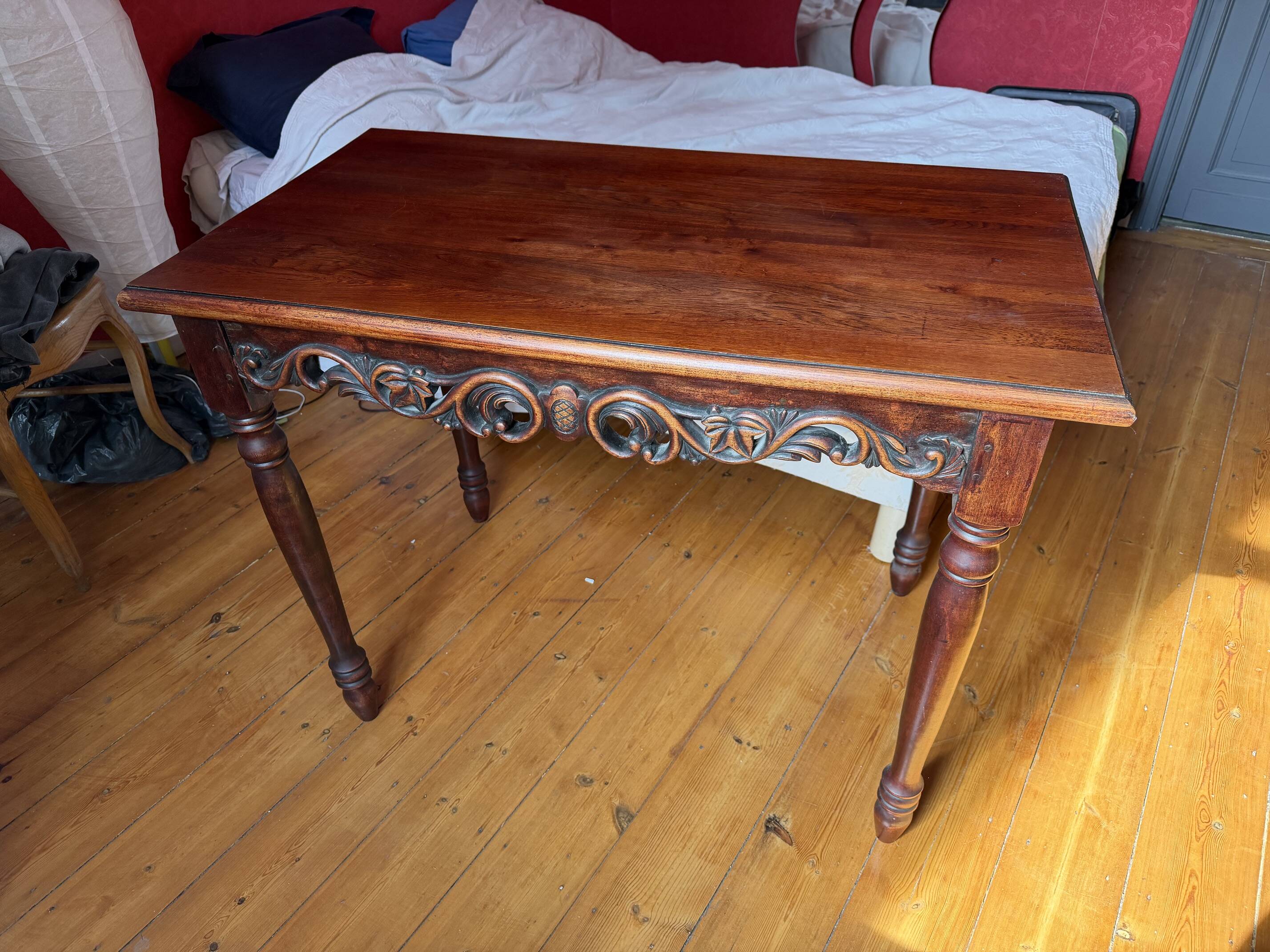 Belle Époque Desk — Carved openwork mahogany, baluster legs