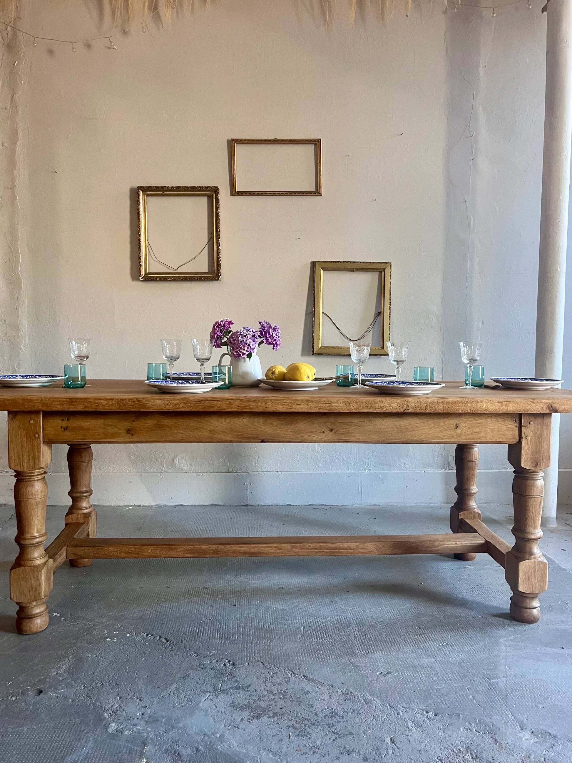 Table de ferme ancienne en bois massif