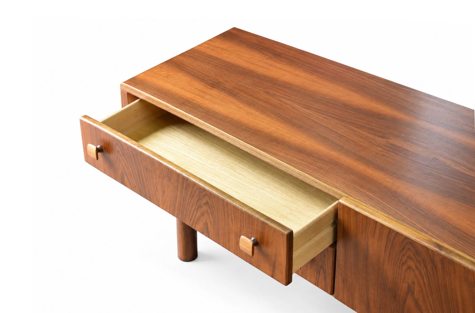 Enfilade basse vintage - style scandinave en Noyer