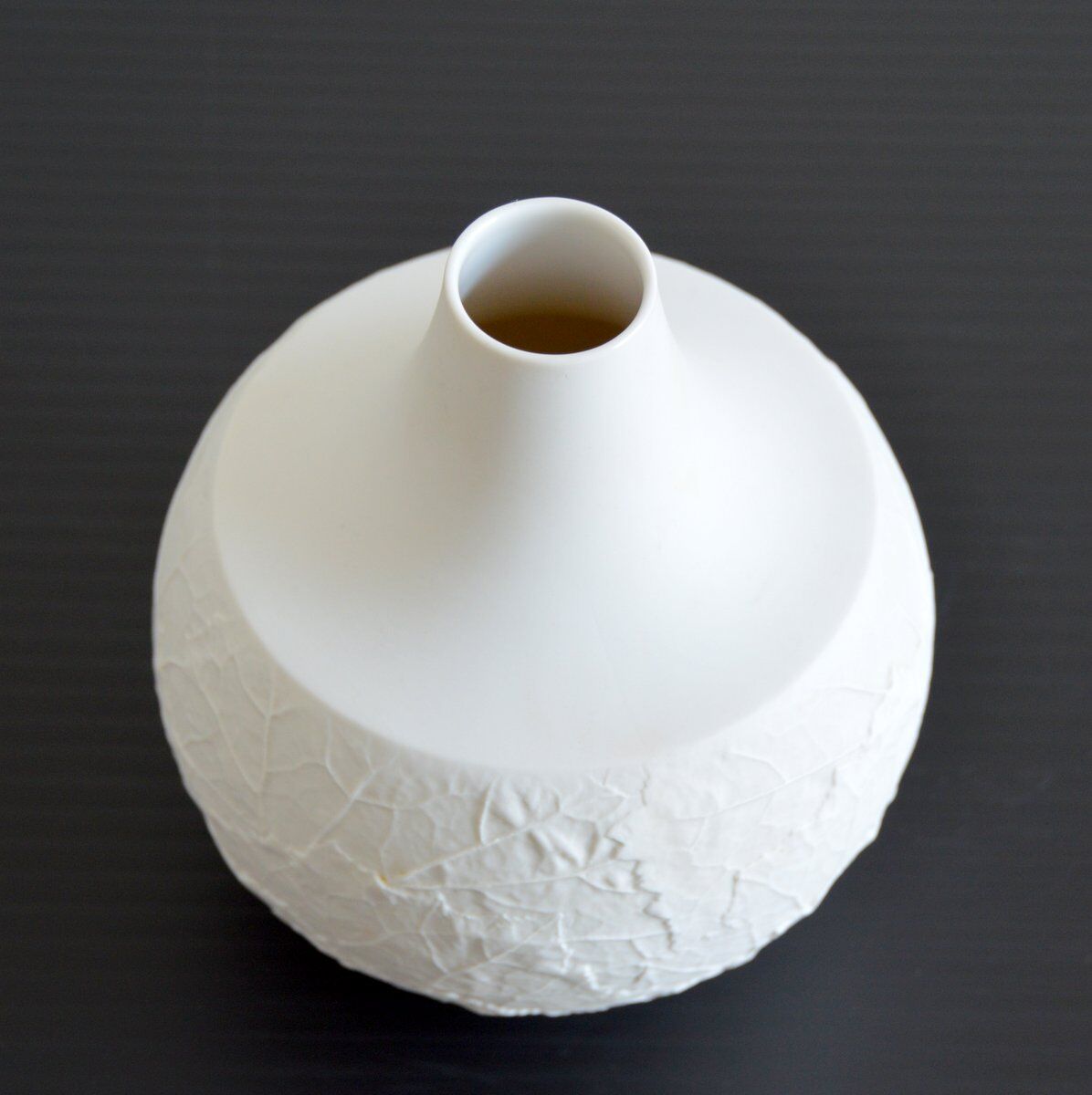 Porcelain leaf vase by Heinrich Selb, Germany 1960s