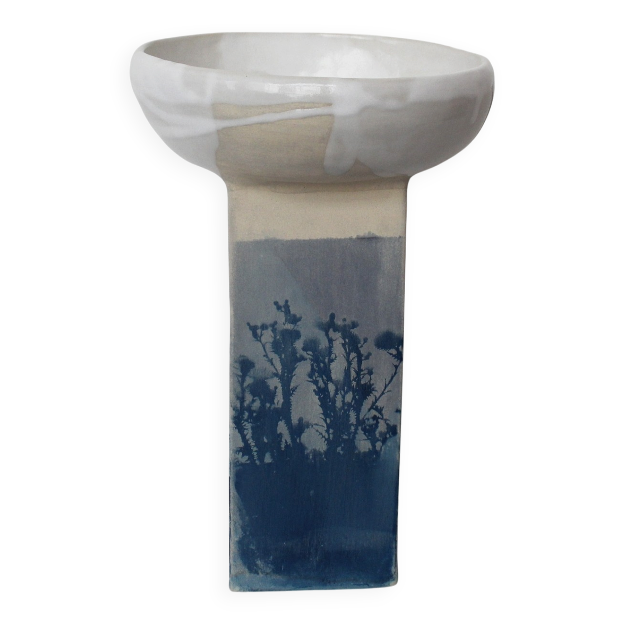 Ceramic piece decorated with cyanotype