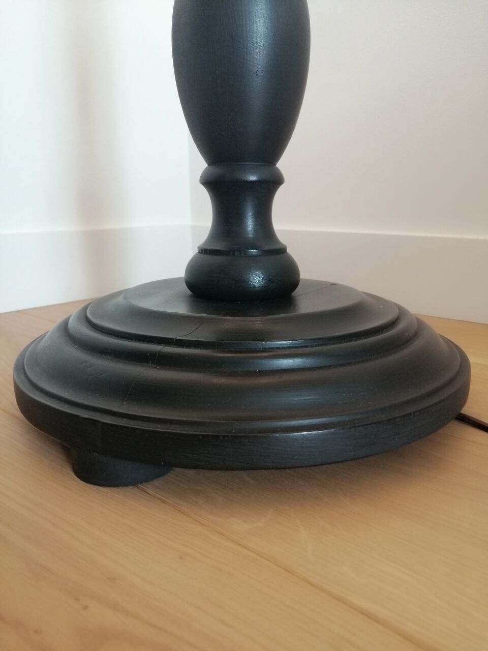 Floor lamp