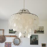 Luster with mother-of-pearl grapevines