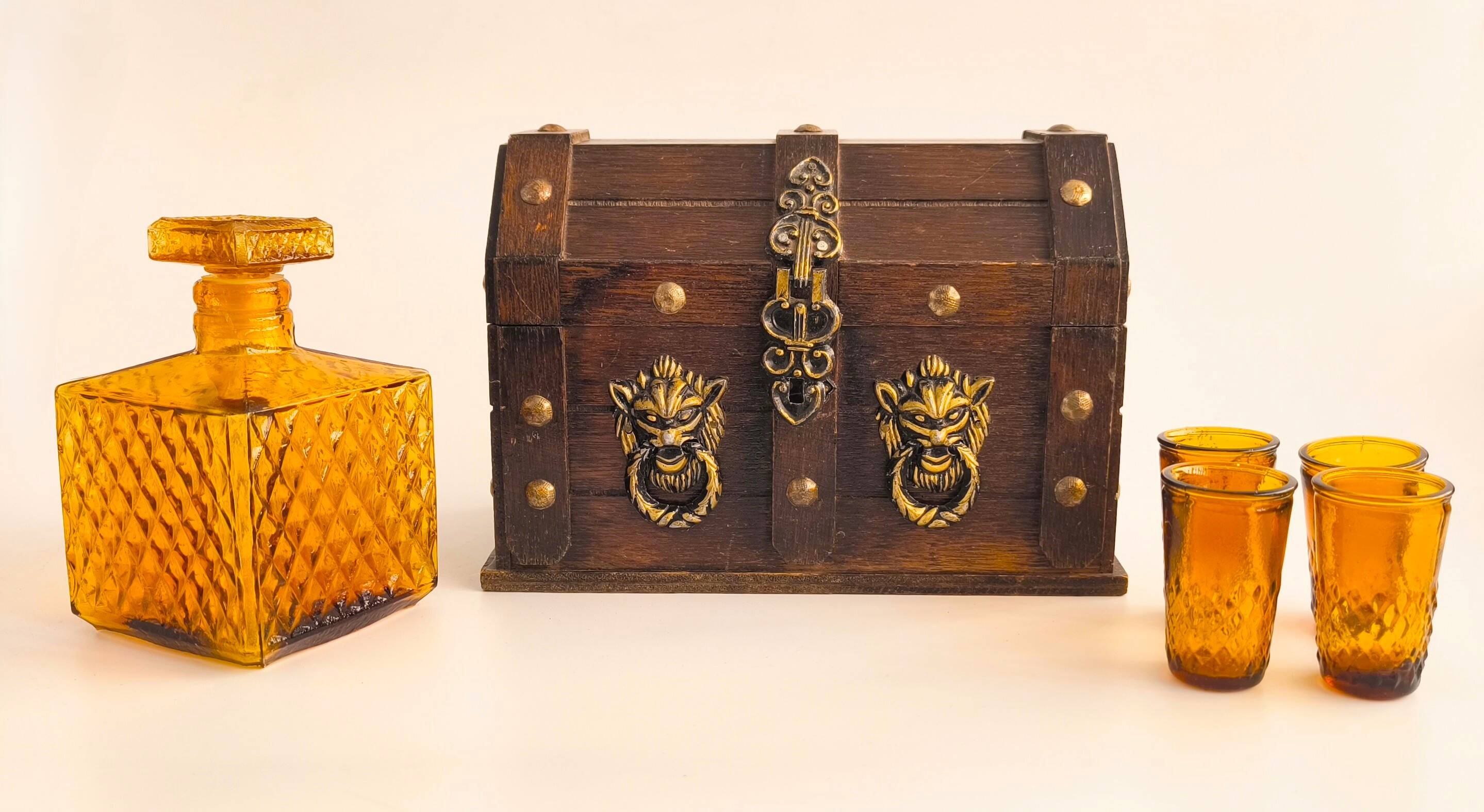 Cofre licorera francés Mid Century