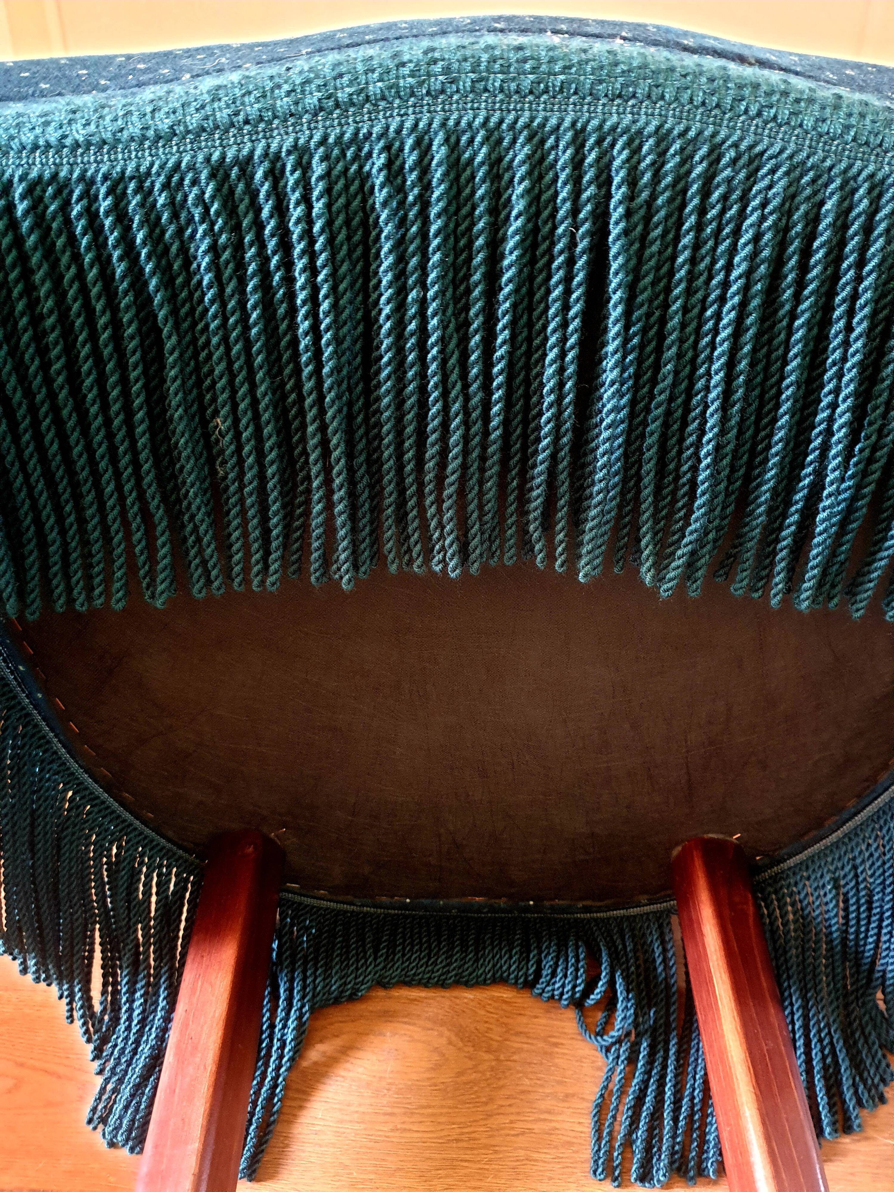 Fauteuil crapaud bleu pétrole