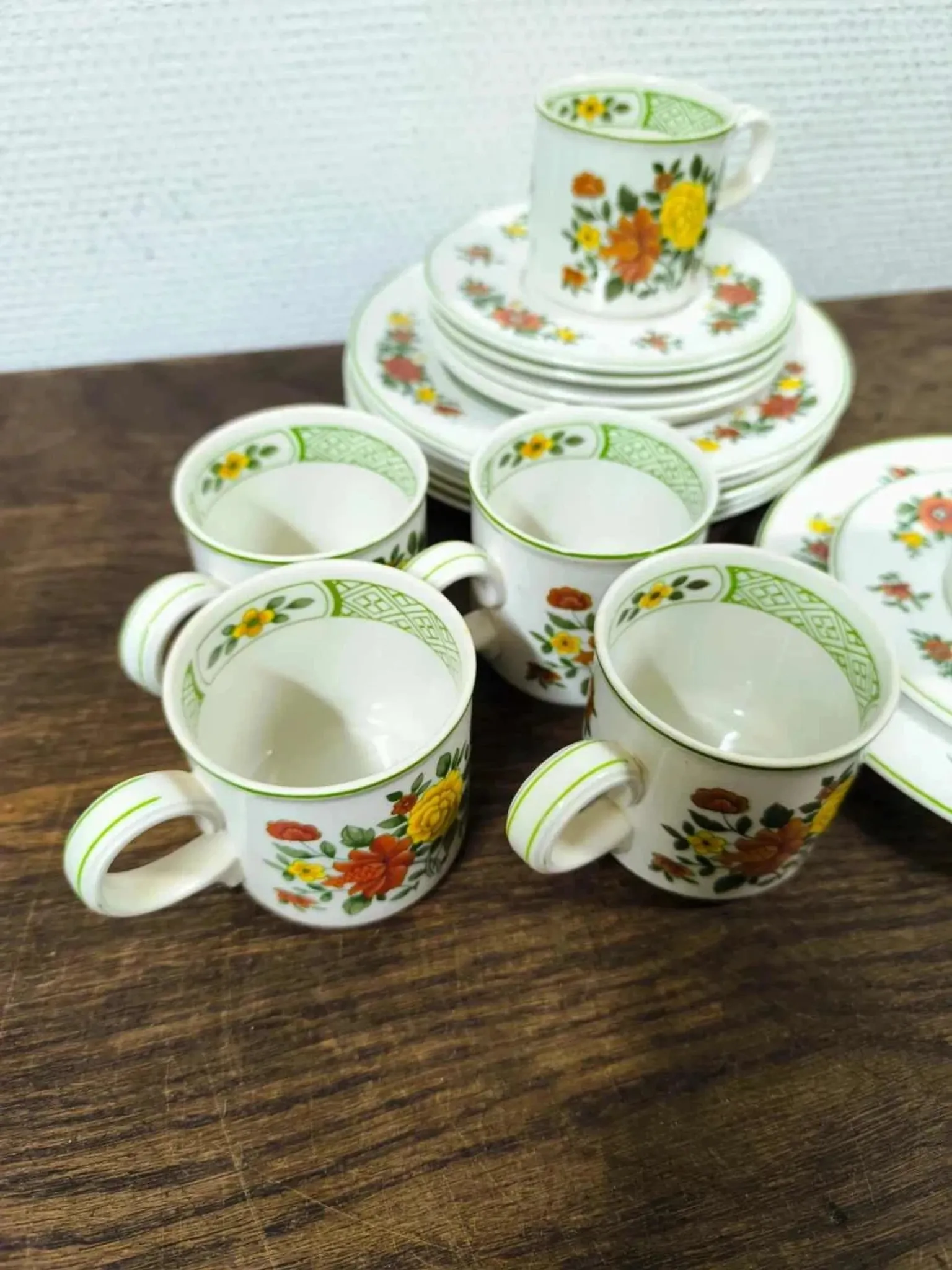 Set of 6 cups, saucers and dessert plates Villeroy and Boch Summer