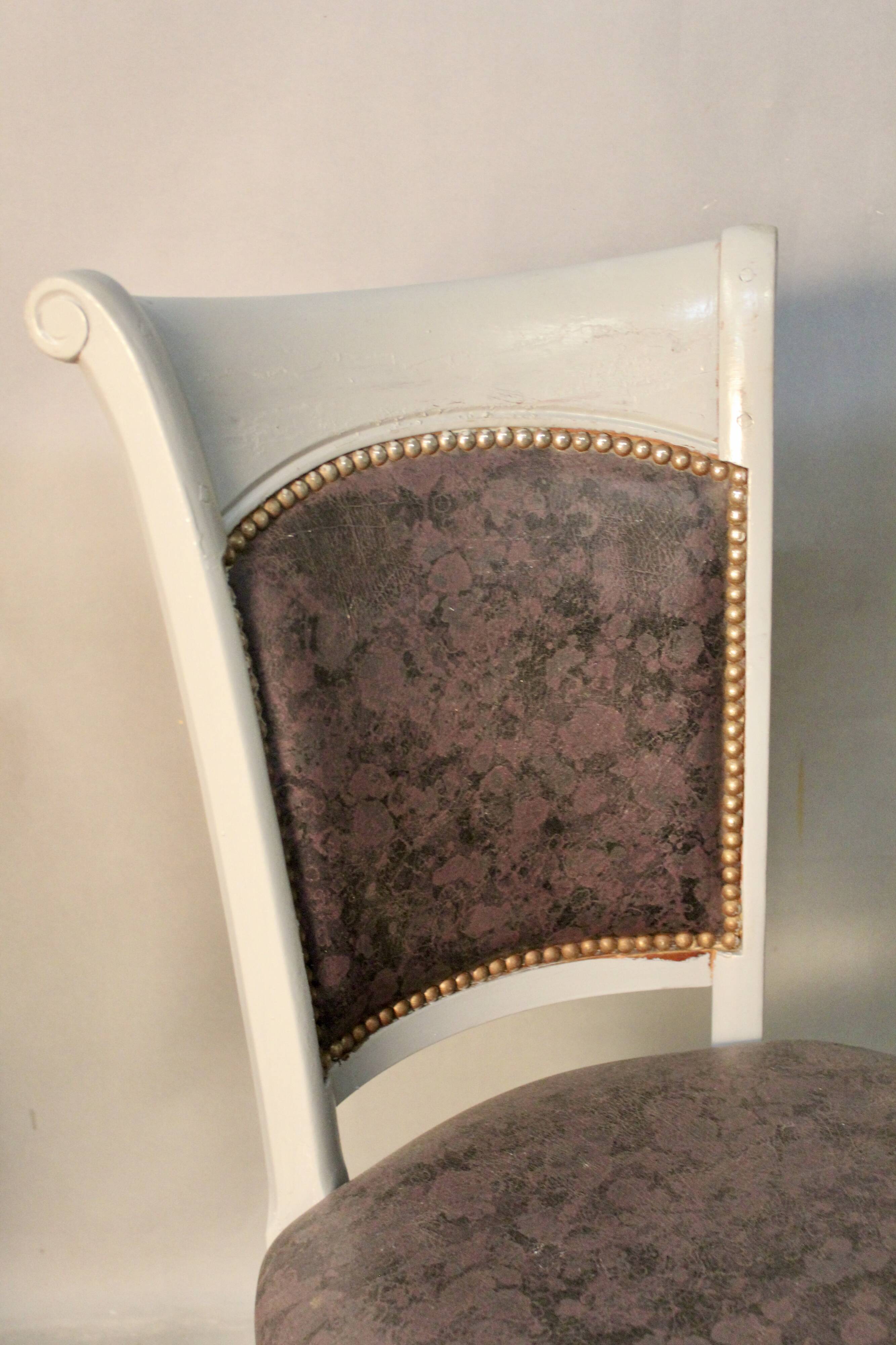 Suite of 3 armchairs and 2 restaurant chairs