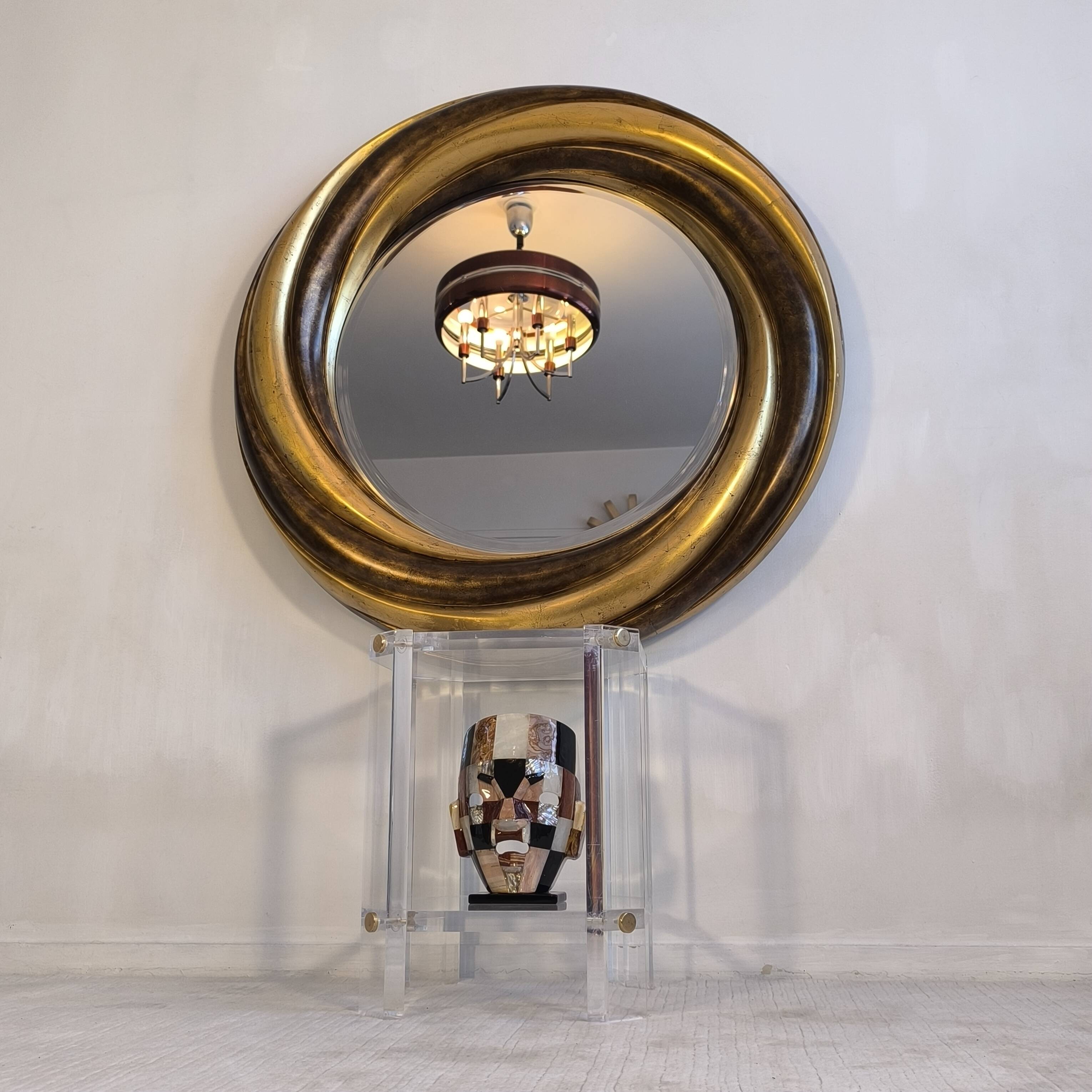 Victorian English Round Grand Mirror – Gilded Wood & Bevelled Glass