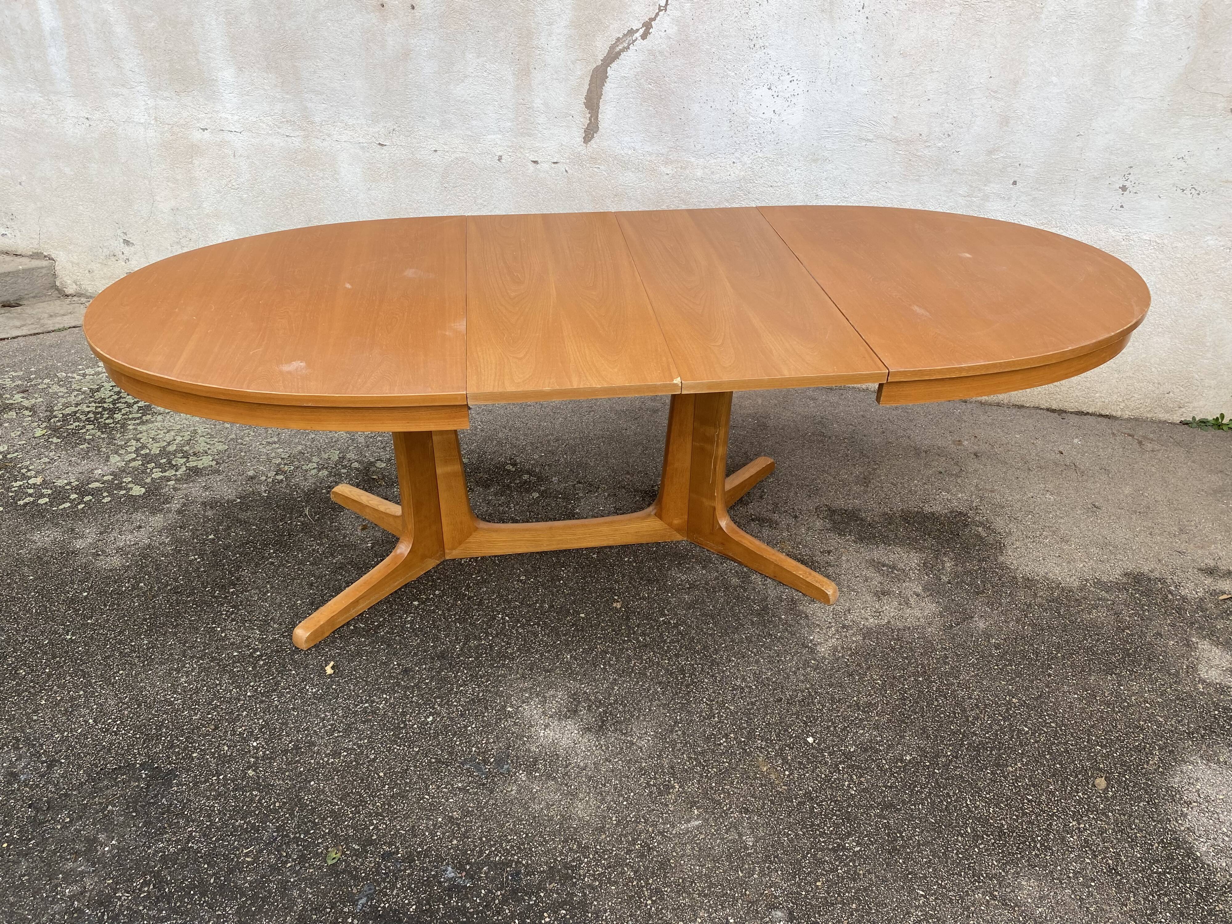 Baumann elm table