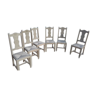 Lot de 6 chaises sculptées en bois massif