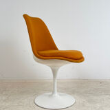Tulip chair by Eero Saarinen Knoll international 1970
