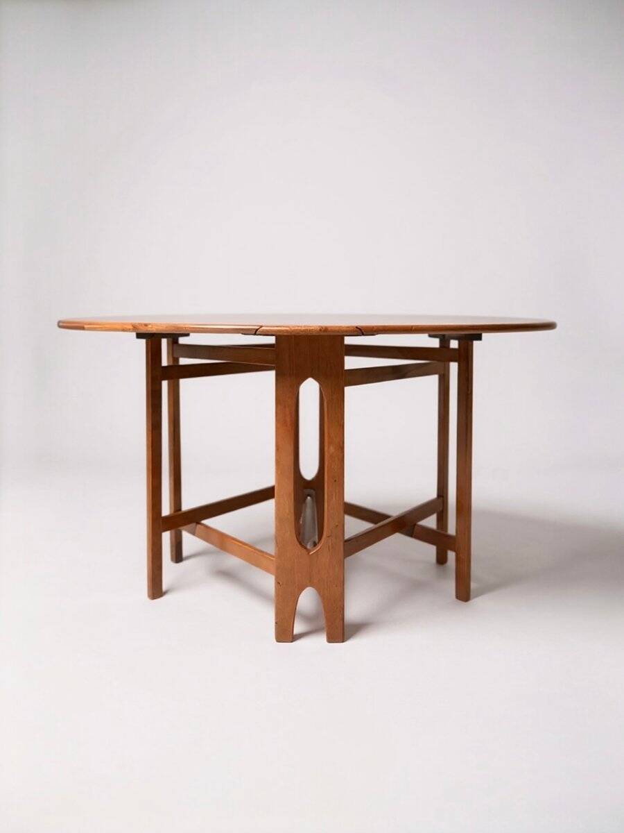 Scandinavian table by Gataleg Bendt Winge for Kleppes, 1950
