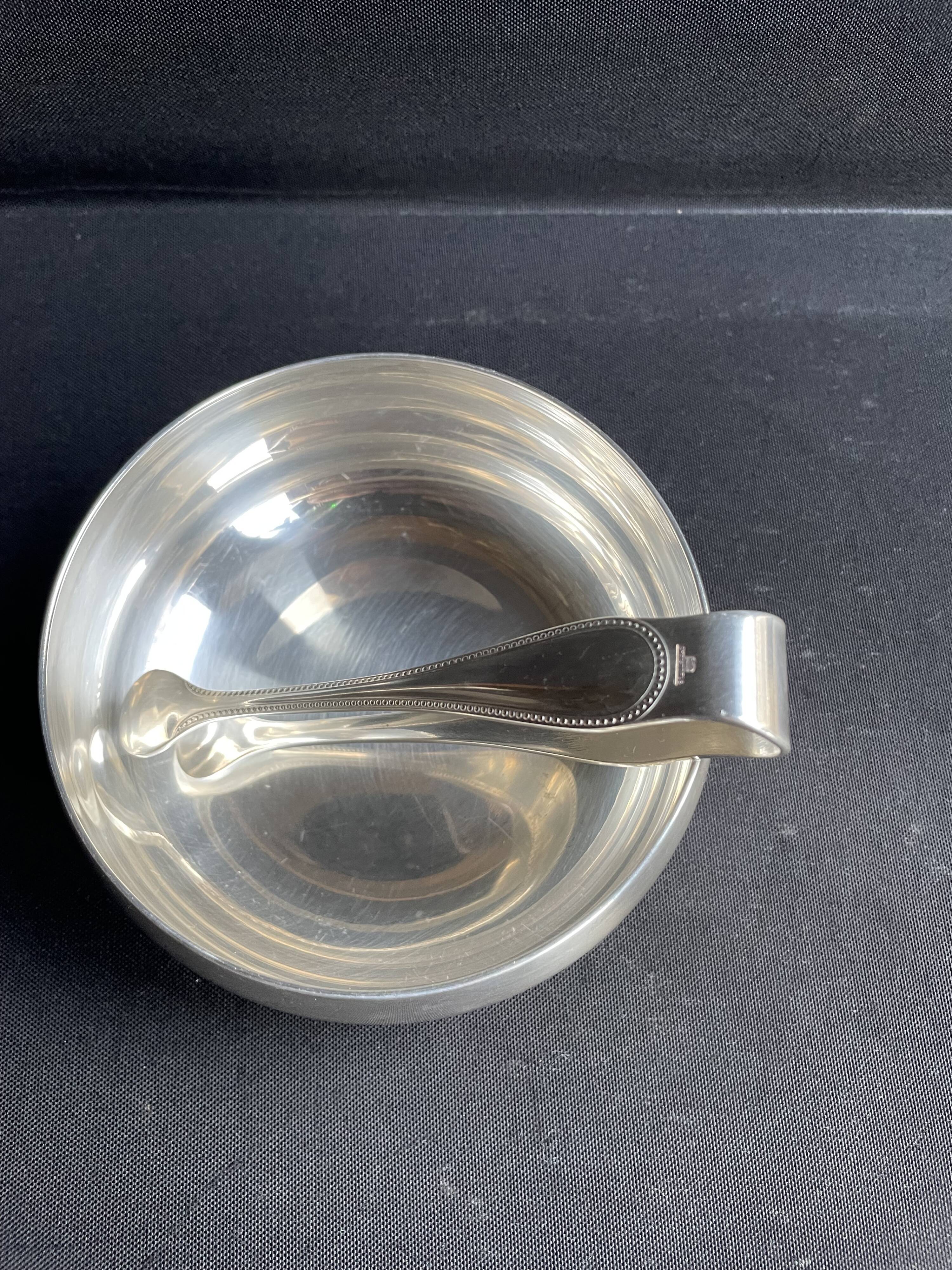 3183 – Christofle 20th century sugar bowl and tongs, this sugar bowl and tongs from the Maison