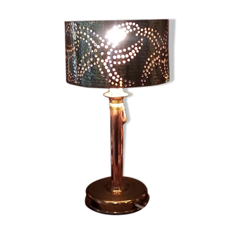 Lampe à poser ajourée en cuivre martelé lampe de table métale