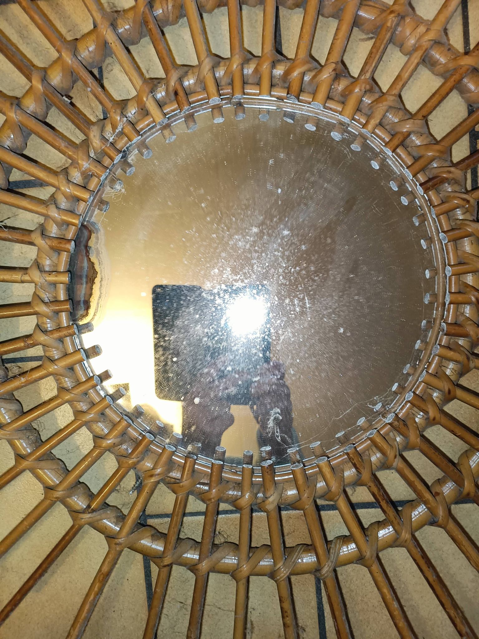 Miroir en rotin vintage
