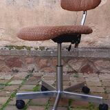 Rolling and adjustable office chair from the 70s