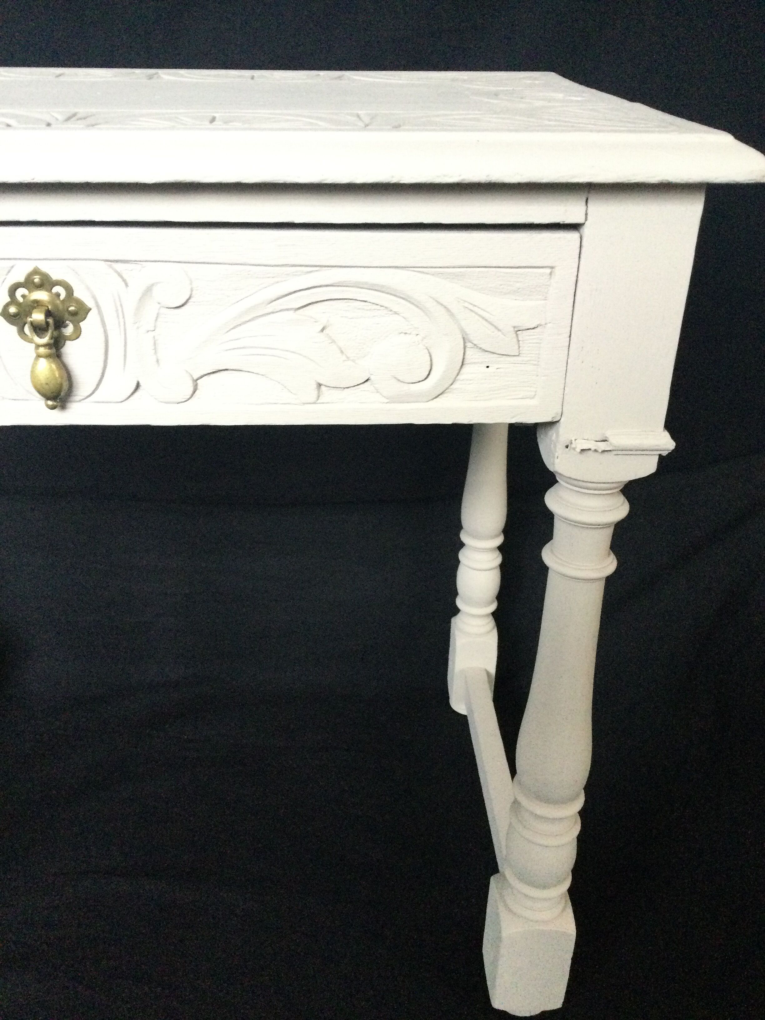 Bureau peint