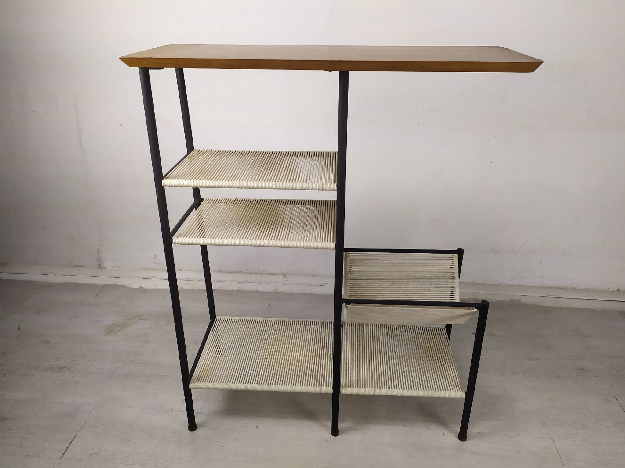 Étagère vintage corde