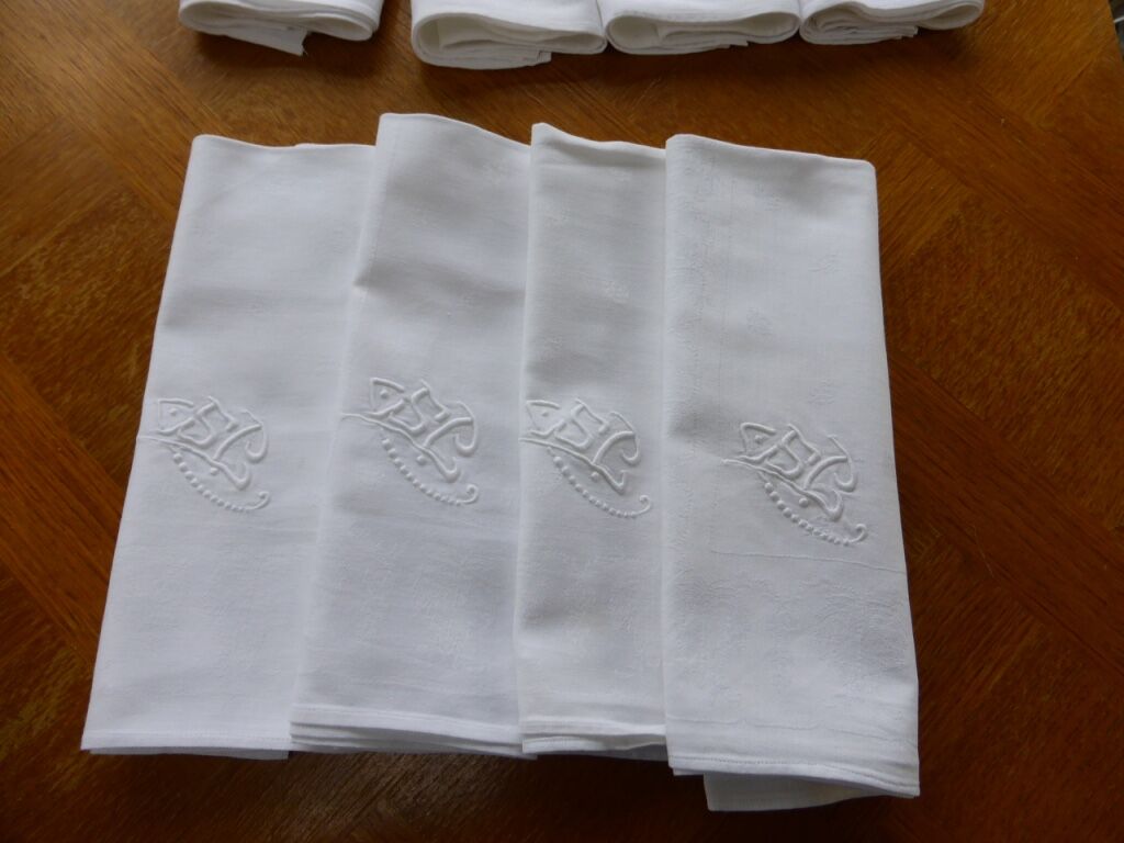 8 large napkins, white damasks, monogrammed, antique embroidery