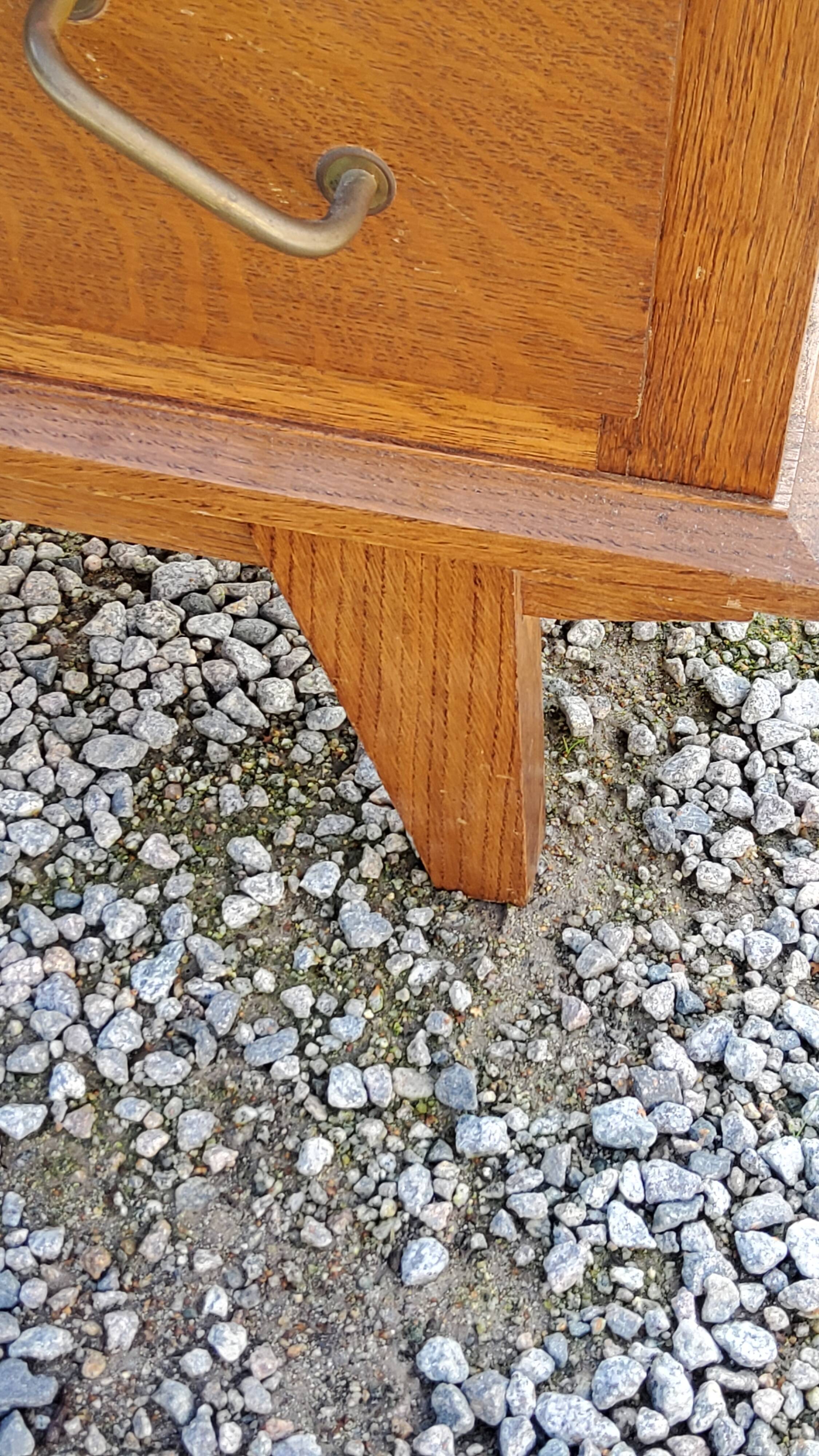 Oak chest of drawers 50s oak feet compass 5 drawers