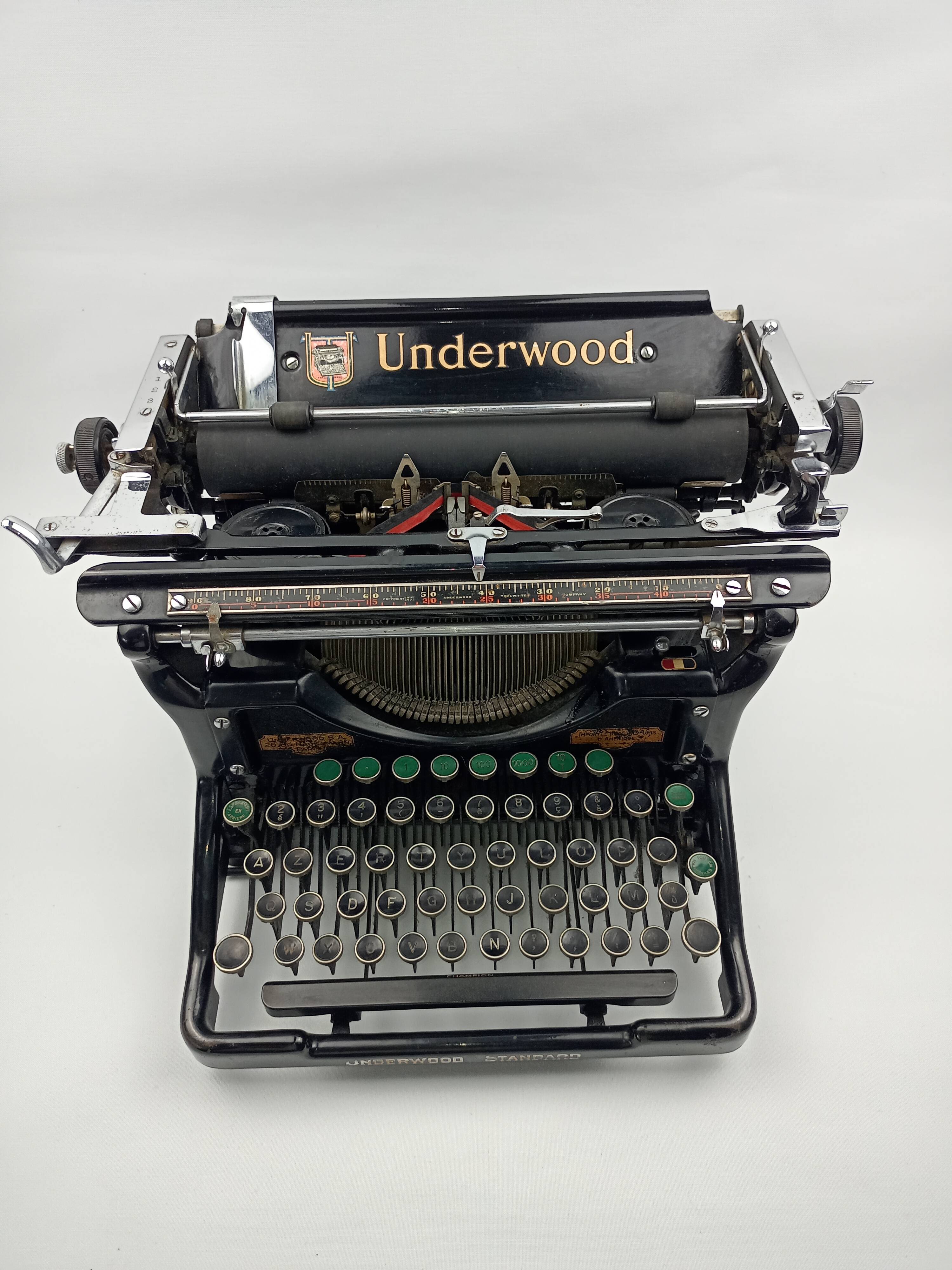Underwood No. 5 of 1911 typewriter - Standard - Champion