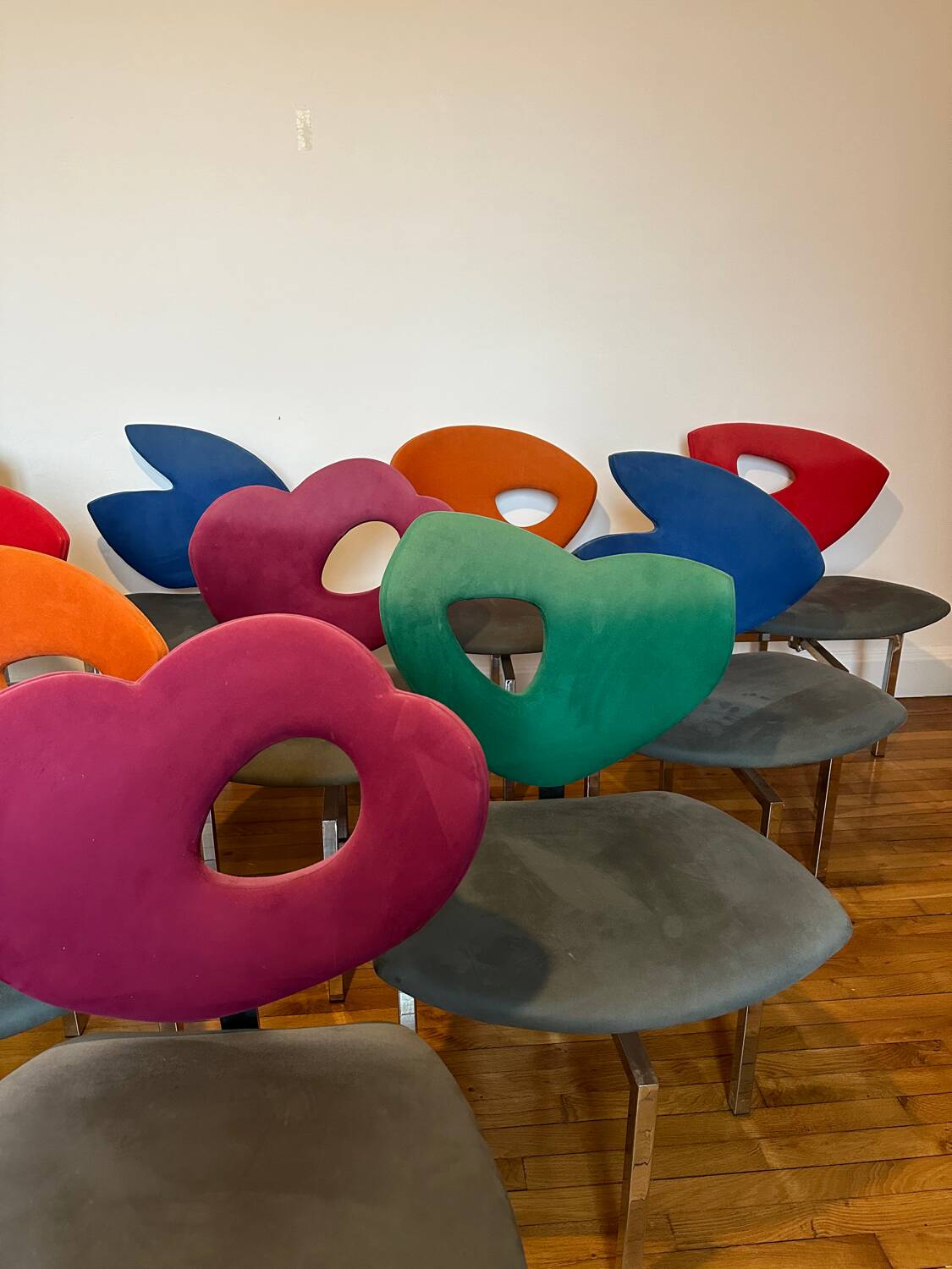 10 vintage Giorgio Saporiti chairs