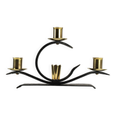 Three-arm Swedish Grace candelabra in hammered iron and brass, Sweden, 1930s/1940s